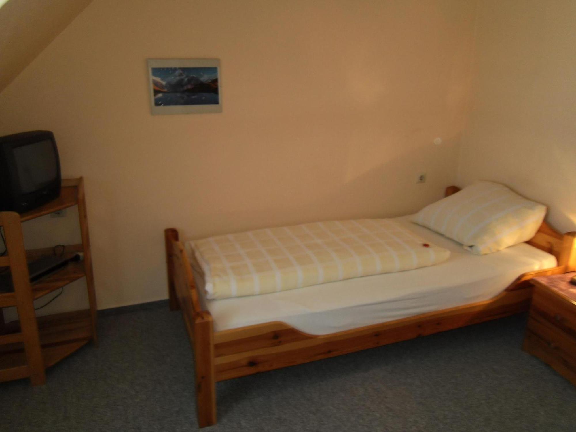 Hotel Gasthof Zum Neubau Kisslegg Ngoại thất bức ảnh