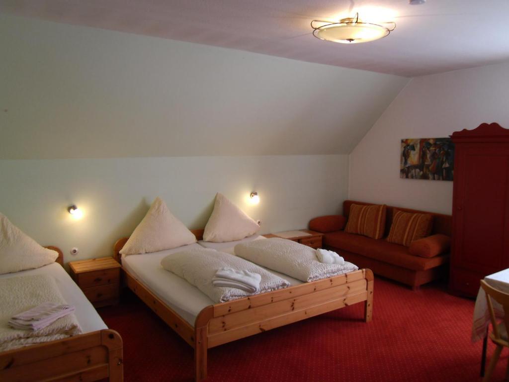 Hotel Gasthof Zum Neubau Kisslegg Phòng bức ảnh